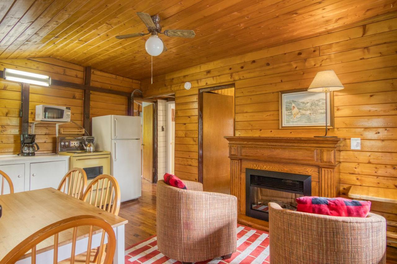 Timbers Resort Fairmont Hot Springs Extérieur photo