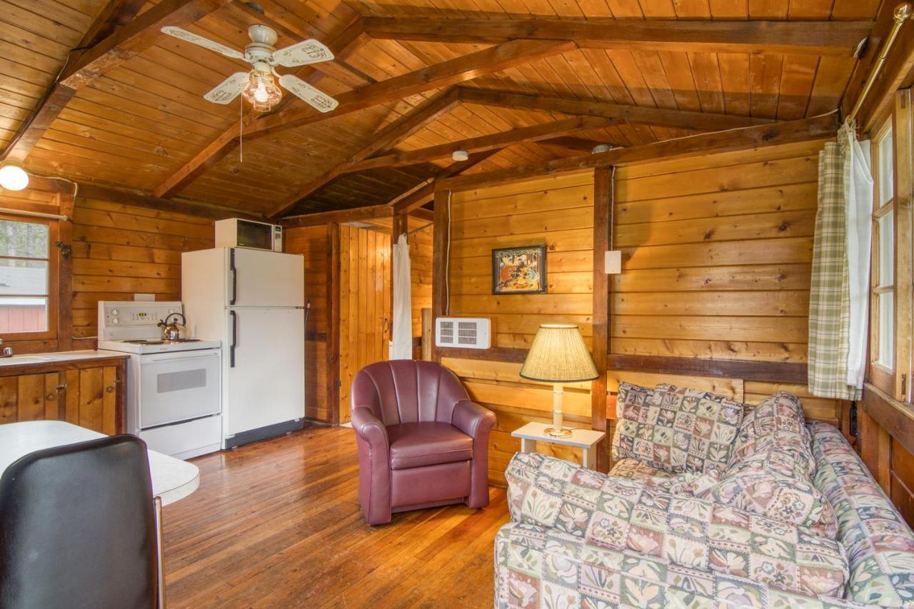 Timbers Resort Fairmont Hot Springs Extérieur photo