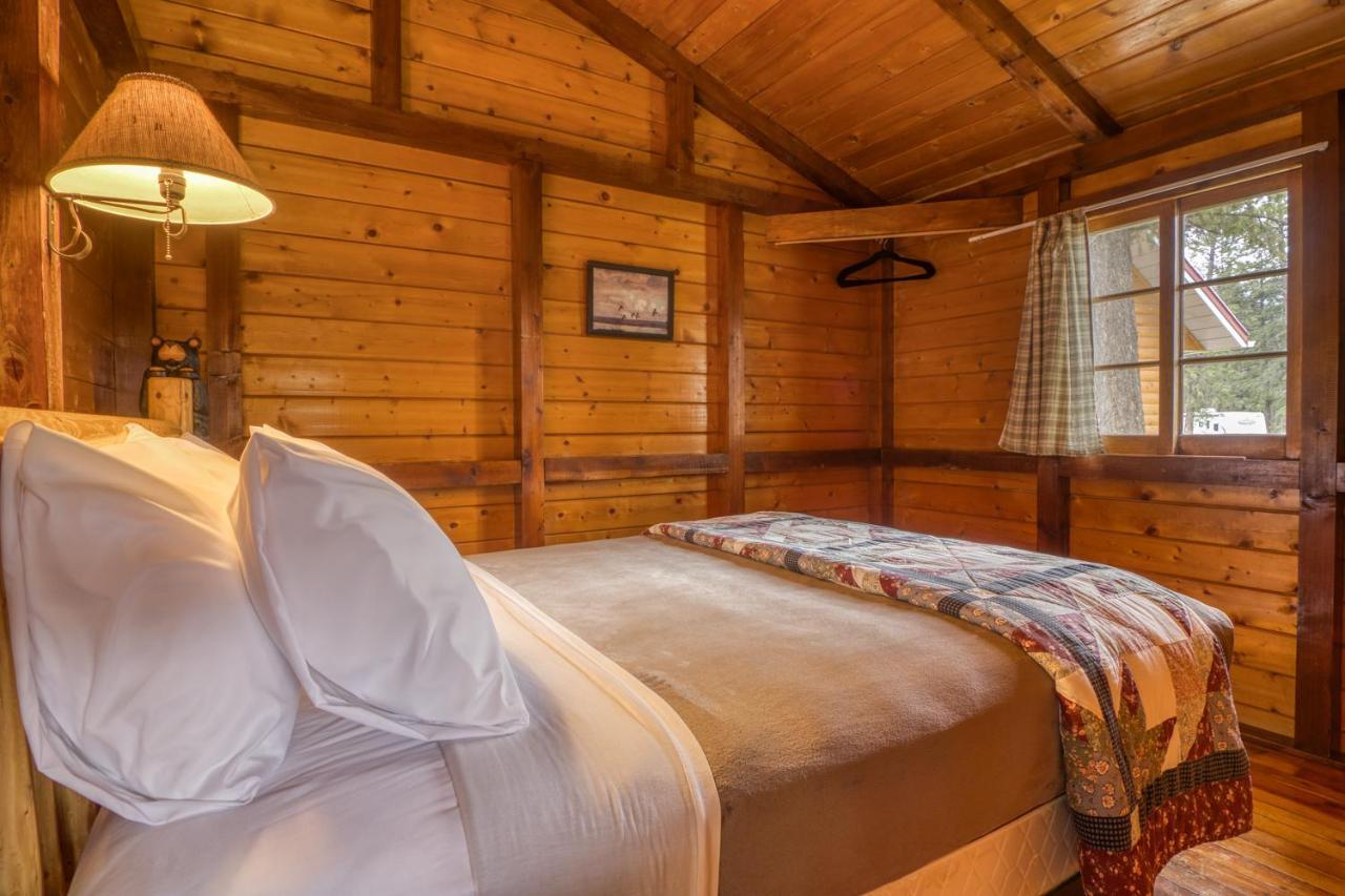 Timbers Resort Fairmont Hot Springs Extérieur photo