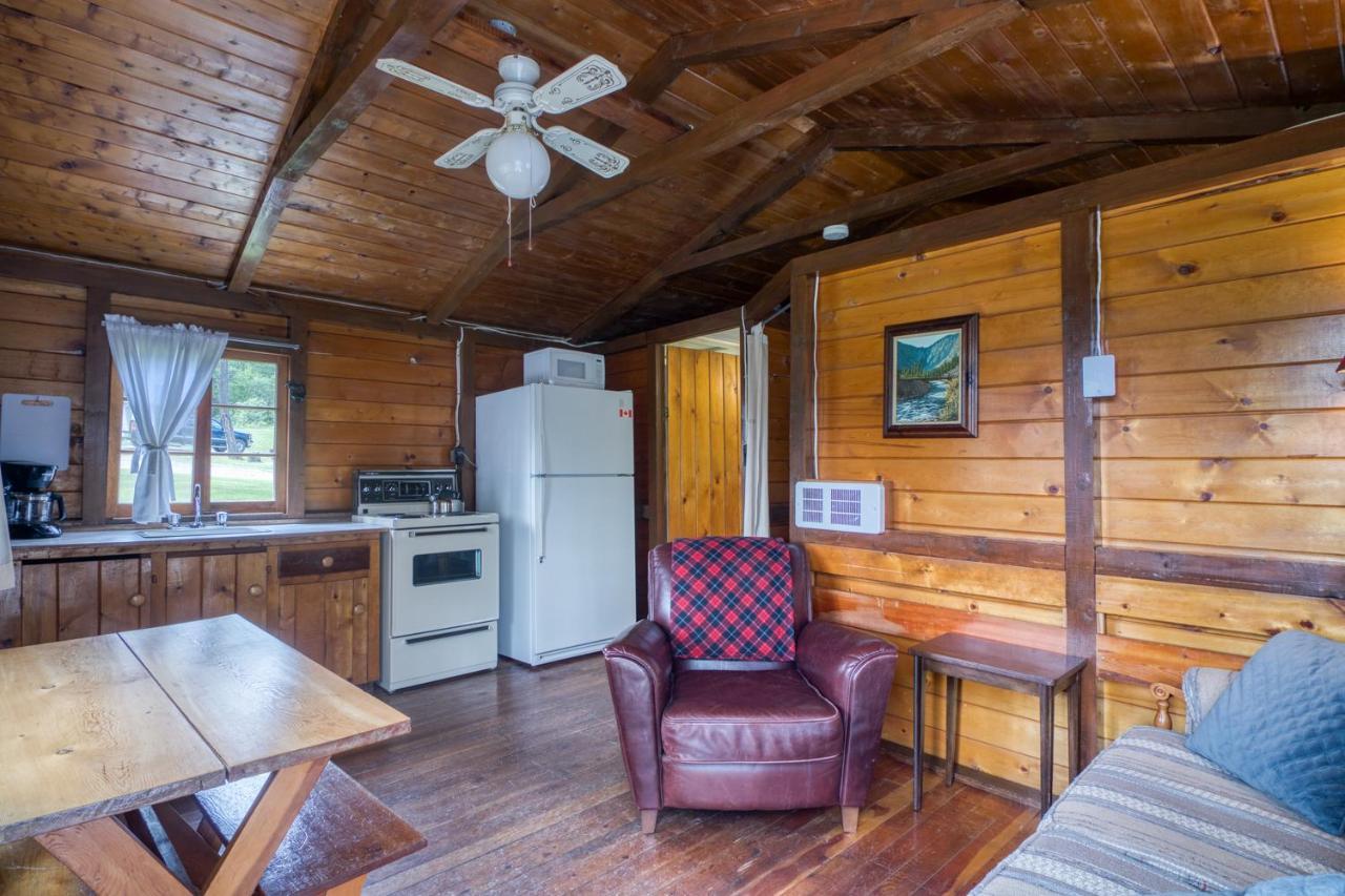 Timbers Resort Fairmont Hot Springs Extérieur photo